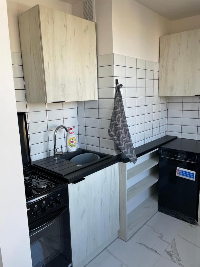 Apartament 33 Apartment Belchatow Bagian luar foto