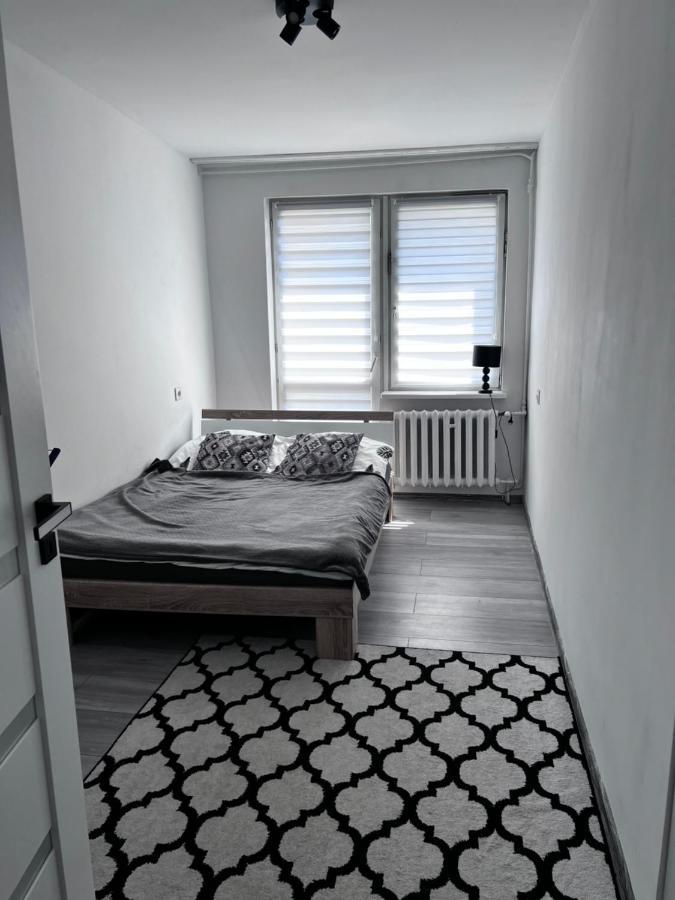 Apartament 33 Apartment Belchatow Bagian luar foto